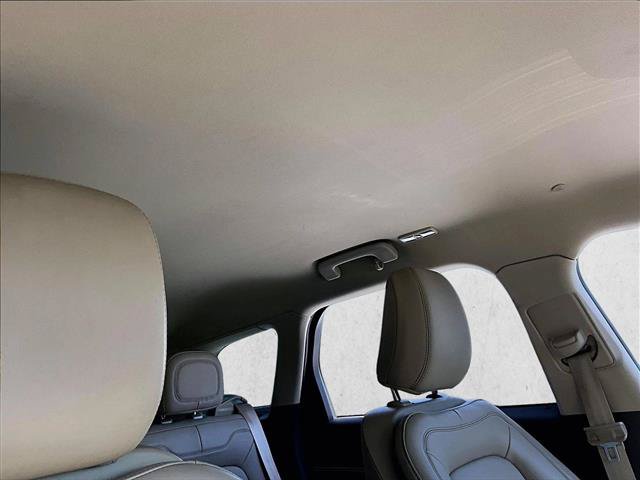 Used 2021 Lincoln Corsair FWD w/ Equipment Group 101A image 17