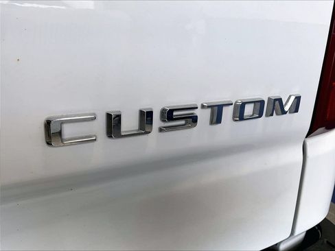 Used 2023 Chevrolet Silverado 1500 Custom AWD/4WD image 28