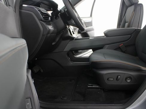 New 2026 GMC Acadia AT4 image 18