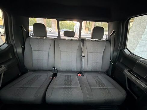 Used 2018 Ford F150 XLT w/ Equipment Group 302A Luxury AWD/4WD image 15