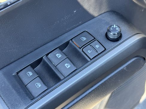 Used 2023 Toyota Tacoma TRD Off-Road image 24