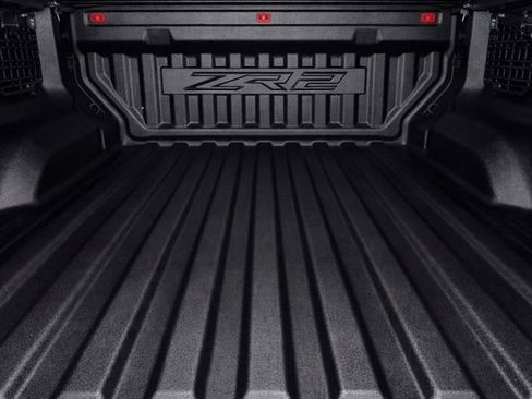 Used 2024 Chevrolet Colorado ZR2 w/ Technology Package image 12