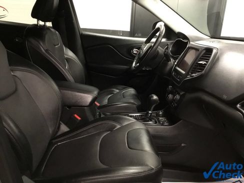 Used 2023 Jeep Cherokee Altitude Lux w/ Lux Elite Package AWD/4WD image 36