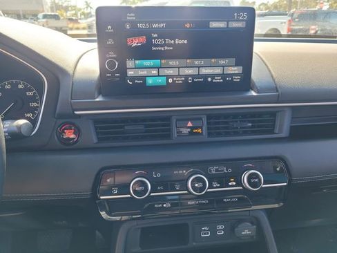 Used 2025 Honda Pilot EX-L image 21