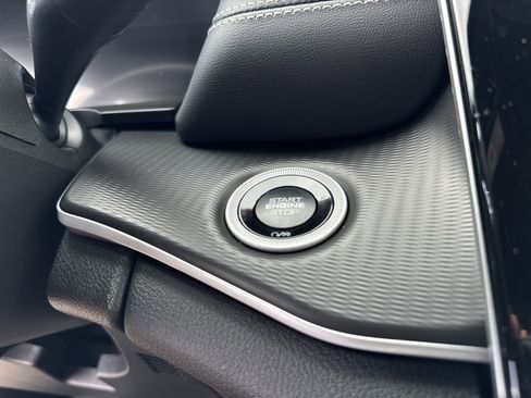 New 2025 Jeep Grand Cherokee L Altitude image 23