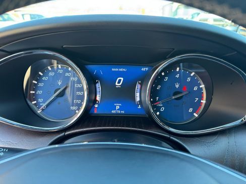 Used 2019 Maserati Quattroporte S Q4 AWD/4WD image 33