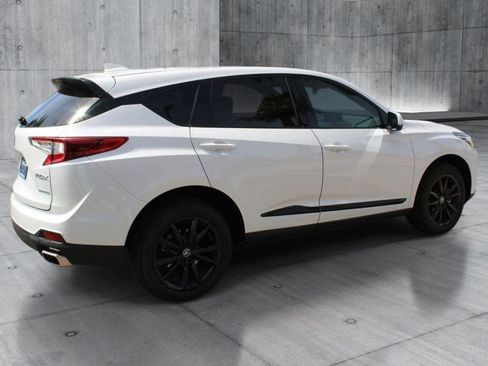 Used 2025 Acura RDX SH-AWD image 5