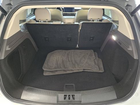 Used 2023 Lincoln Corsair Grand Touring w/ Equipment Group 301A image 15