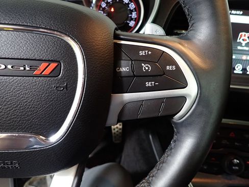 Used 2017 Dodge Challenger R/T Plus RWD image 29