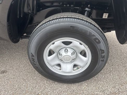 Used 2023 Toyota Tacoma SR image 12