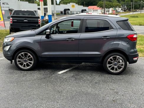 Used 2019 Ford EcoSport Titanium FWD image 8