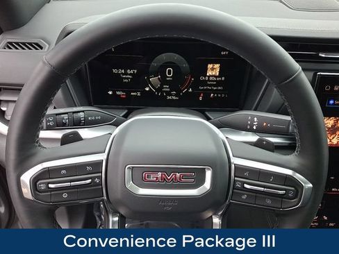 Used 2025 GMC Terrain Elevation w/ Elevation Premium Package AWD/4WD image 4