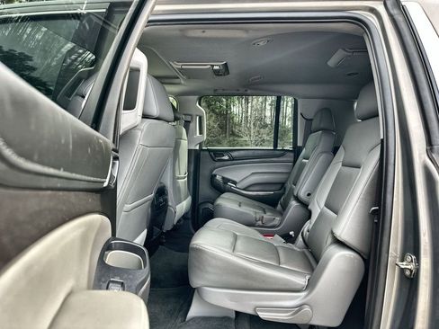 Certified 2017 Chevrolet Suburban LT image 25