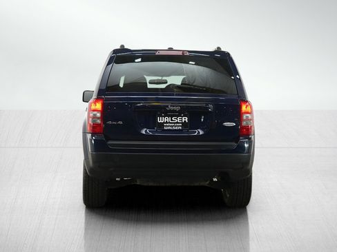 Used 2016 Jeep Patriot Latitude image 4