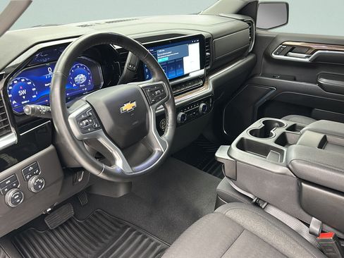 Used 2024 Chevrolet Silverado 1500 LT AWD/4WD image 13
