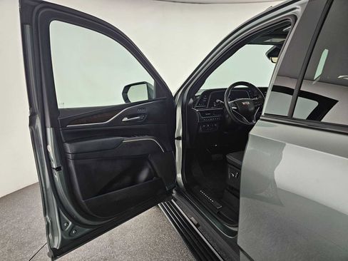 Certified 2023 Cadillac Escalade ESV Sport Platinum image 21