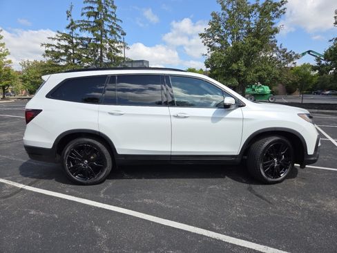 Used 2022 Honda Pilot Black Edition image 27