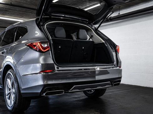 New 2026 Acura MDX SH-AWD image 17