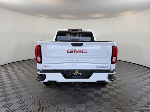 Used 2024 GMC Sierra 1500 Elevation w/ Preferred Package AWD/4WD image 9