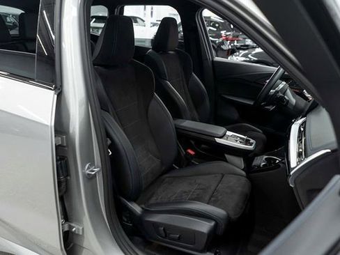 Used 2025 BMW X1 xDrive28i w/ M Sport Line w/ M Sport Package image 11