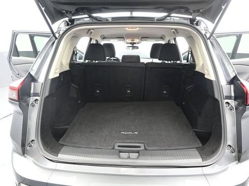 Used 2026 Nissan Rogue S FWD image 13