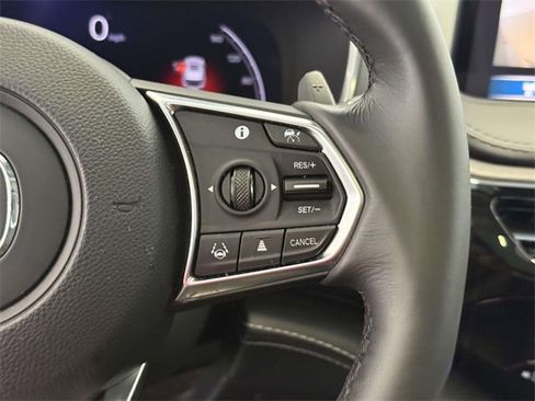 Used 2024 Acura MDX SH-AWD w/ Advance Package image 33