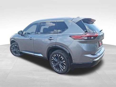 Certified 2024 Nissan Rogue Platinum AWD/4WD image 6