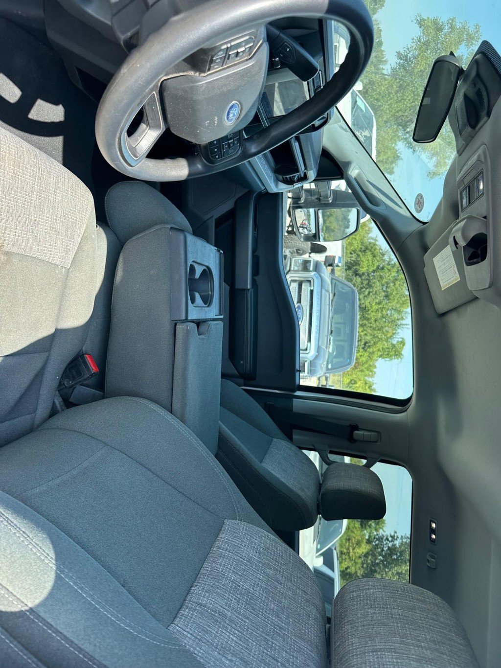 Used 2024 Ford F250 XLT AWD/4WD image 8