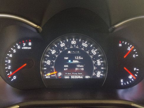 Used 2014 Kia Sorento SX image 23