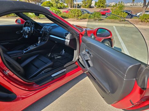Used 2013 Porsche Boxster image 31
