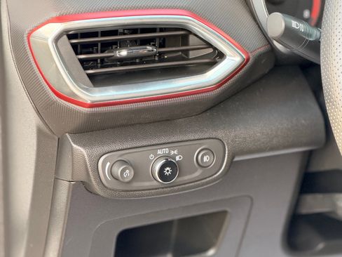 Used 2023 Chevrolet TrailBlazer RS w/ Convenience Package image 13