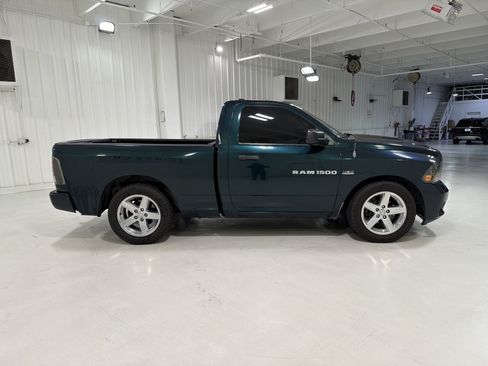 Used 2011 RAM 1500 2WD Regular Cab image 7
