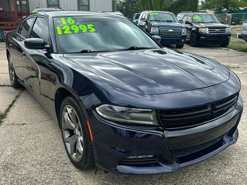 Used 2016 Dodge Charger SXT w/ Rallye Group image 5