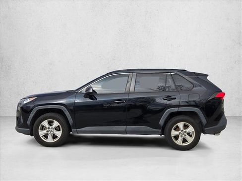 Used 2019 Toyota RAV4 XLE image 8