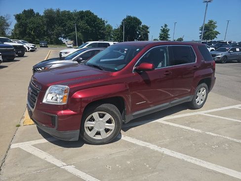 Used 2016 GMC Terrain SLE FWD image 4