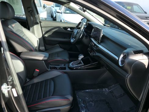 Used 2023 Kia Forte GT w/ GT2 Package image 28