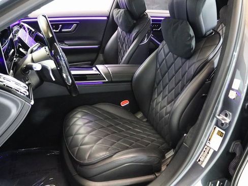 Used 2022 Mercedes-Benz S 580 4MATIC Sedan w/ Rear Seat Package image 18