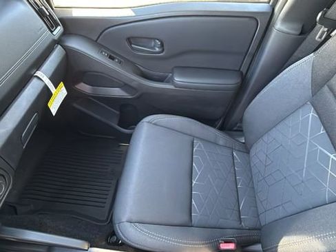 New 2026 Nissan Frontier SV w/ Tow Package image 12