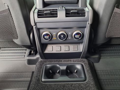New 2026 Land Rover Defender 130 X-Dynamic SE AWD/4WD image 25