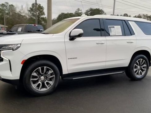 Used 2021 Chevrolet Tahoe LT w/ LT Signature Package RWD image 4