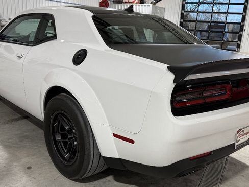 Used 2023 Dodge Challenger SRT Hellcat Redeye image 5
