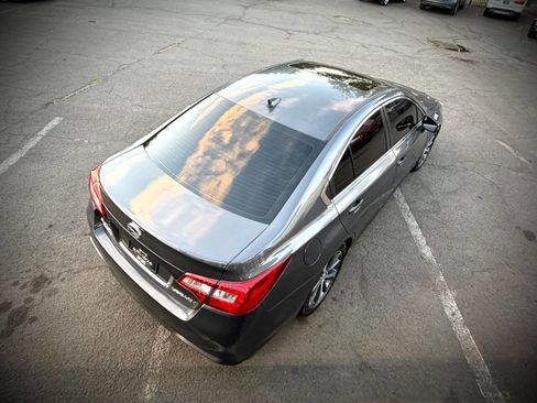 Used 2019 Subaru Legacy 2.5i Limited AWD/4WD image 9