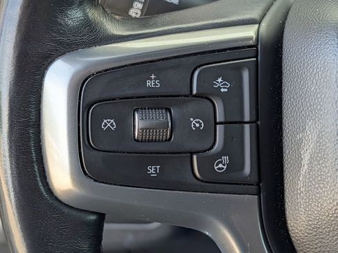 Used 2023 Chevrolet Suburban Premier RWD image 21