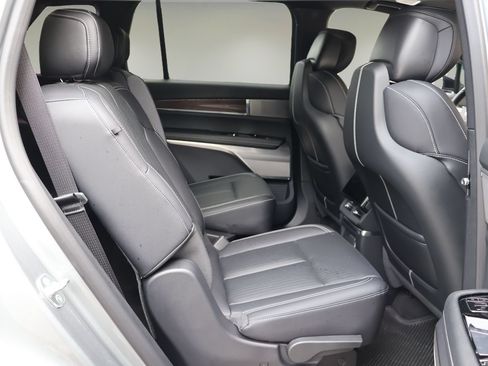 Certified 2026 Cadillac Vistiq Sport w/ LPO, Floor Liner Package AWD/4WD image 18