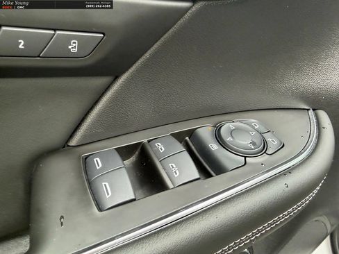 Certified 2023 Buick Envision Essence w/ Technology Package I AWD/4WD image 18