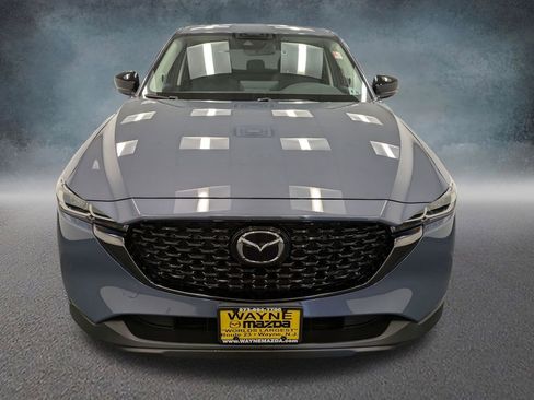 Used 2023 MAZDA CX-5 Carbon Edition image 2