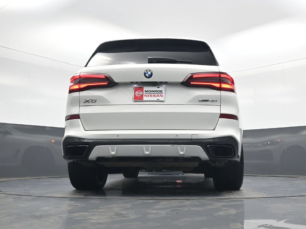 Used 2022 BMW X5 sDrive40i w/ M Sport Package RWD image 22