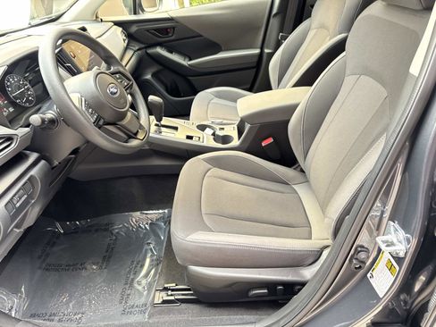 Used 2025 Subaru Crosstrek 2.0i Premium image 17