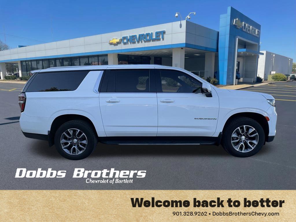 Used 2022 Chevrolet Suburban LT w/ LT Signature Package AWD/4WD image 9