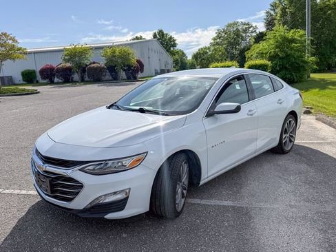 Used 2024 Chevrolet Malibu LT image 9